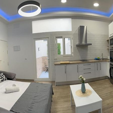 Sky Garden Malaga Centro Apartment Exterior photo
