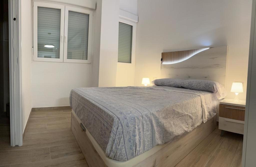 Sky Garden Malaga Centro Apartment Exterior photo